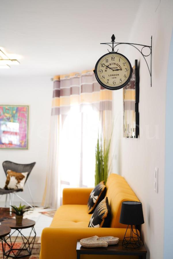 Villa Et Studio Avec Piscine - Wehostyou Empuriabrava Kültér fotó